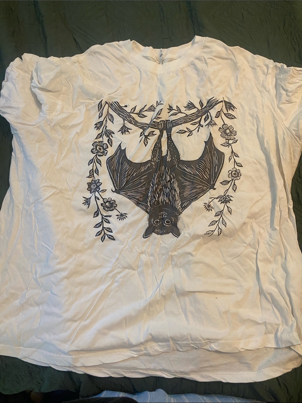 SHEIN White Short Sleeve Tee with Upside-Down Bat Graphic